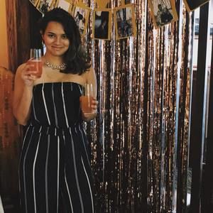 Meet your Posher, Jillian